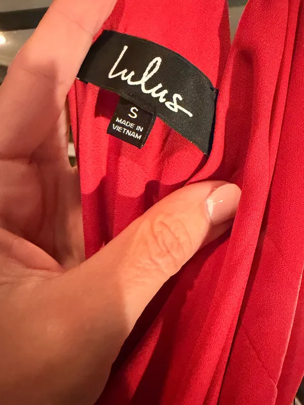 NWT Lulus red wrap midi dress with cascading ruffle hem and adjustable spaghetti straps - Image 3