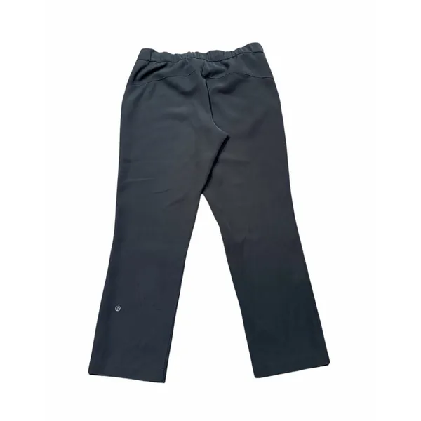 Lululemon On The Fly Woven Pants Women's Size 8 Black 28"‎ Inseam Wrinkle Free - Image 3