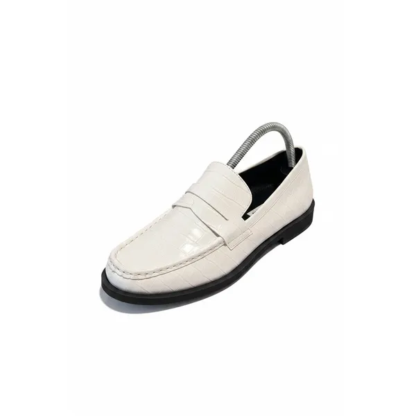 Steve Madden Goodman White Croc Embossed Penny Loafers Size 8.5 - Image 2