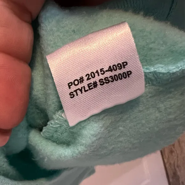 Weekend Living Almost Friday Teal Sweatshirt Size Large - Image 5