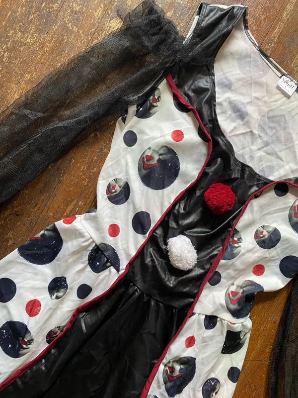 Spirit Halloween Twisted Clown Size L - Image 5