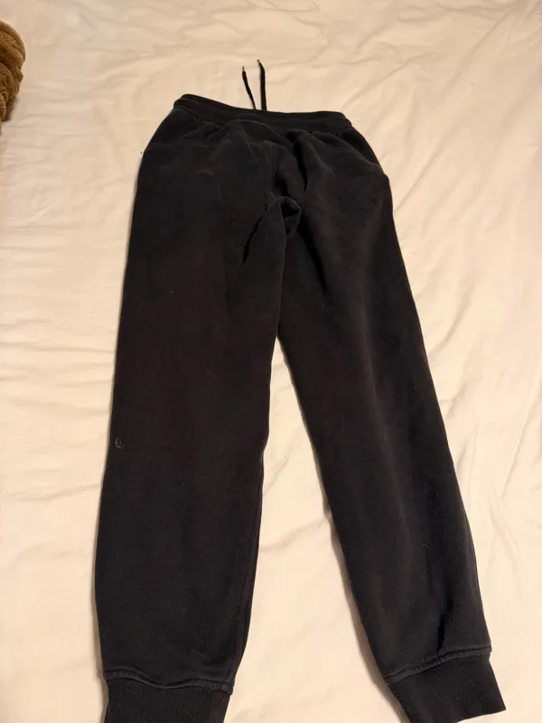 Lululemon Scuba High Rise Joggers - Image 7