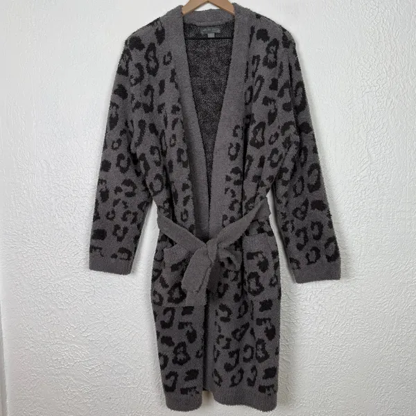 Barefoot Dreams CozyChic Women's Barefoot In The Wild Robe Size Large - Image 2
