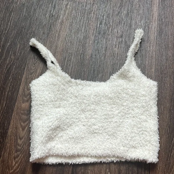 Skims Fuzzy Top - Image 3