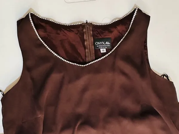 Onyx Nite Brown Sleeveless Maxi Dress - Image 8