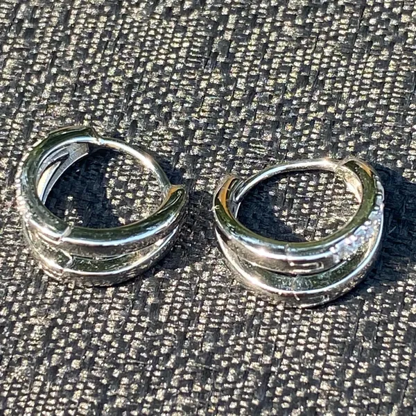💎🩶 NEW S925 925 Sterling Silver Clear Crystal Double Tiered Huggie Hoop Earrings 🩶💎 - Image 8