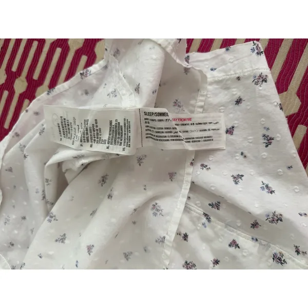 Gilly Hicks Sleep Pajama Top Large White Floral Swiss Dot 100% Cotton Button - Image 9