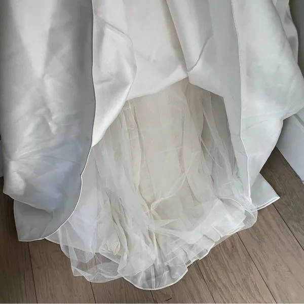 NWT Reformation Icelynn Satin Bridal Maxi Wedding Dress in Ivory - Image 9