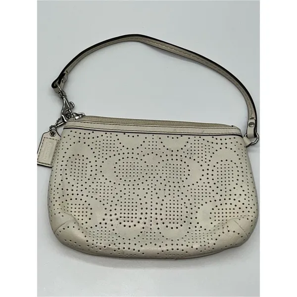 COACH Off White Leather Perforated C Logo Zippered Wristlet w/Cream Lining - Image 5