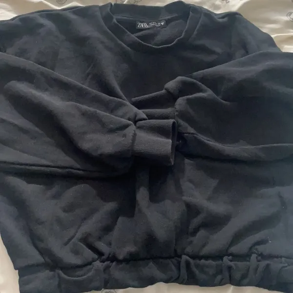 Zara black crop top. 
7 - Image 6