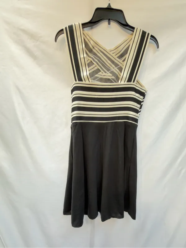 Anthropologie Maeve Black Crosswise Flare Dress Size 6 - Image 9