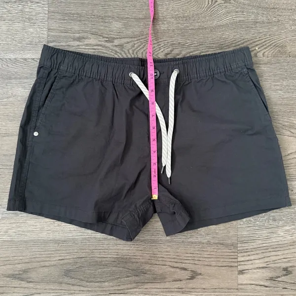 Vuori Women's Ripstop Shorts Black Size XL VW364 Organic Cotton Utility 3.5" - Image 9