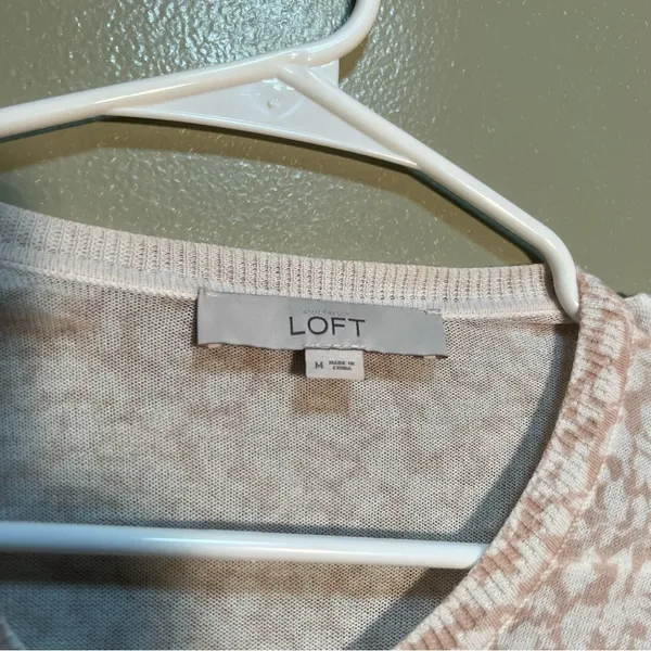 Loft Women's Size Medium Cardigan Sweater Beige White Floral Lightweight Cotton - Image 8