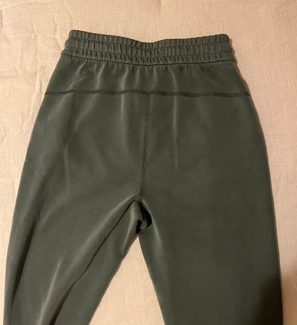 Lululemon Softstreme HR split Hem Pants- 31 Inch - Image 4
