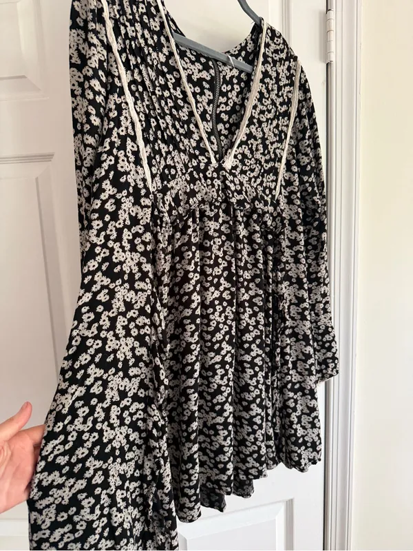 Free People Like You Best Black Floral Bell Sleeve Mini Dress Tunic M - Image 12