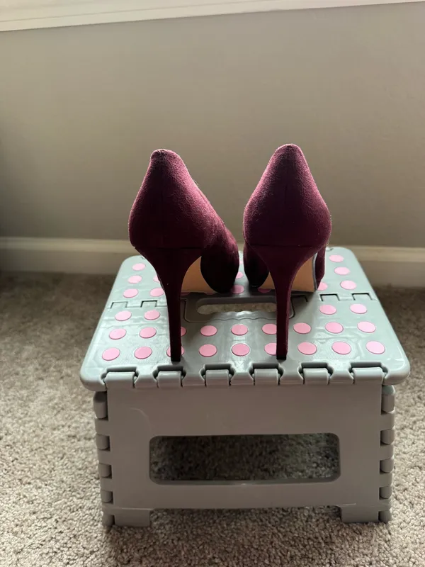 XIO Burgundy Heel Size 7.5 Purple - Image 4