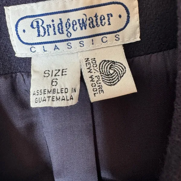 Vintage Women’s Bridgewater Classics Wool Blazer Shoulder Pads gold hardware 6 - Image 4
