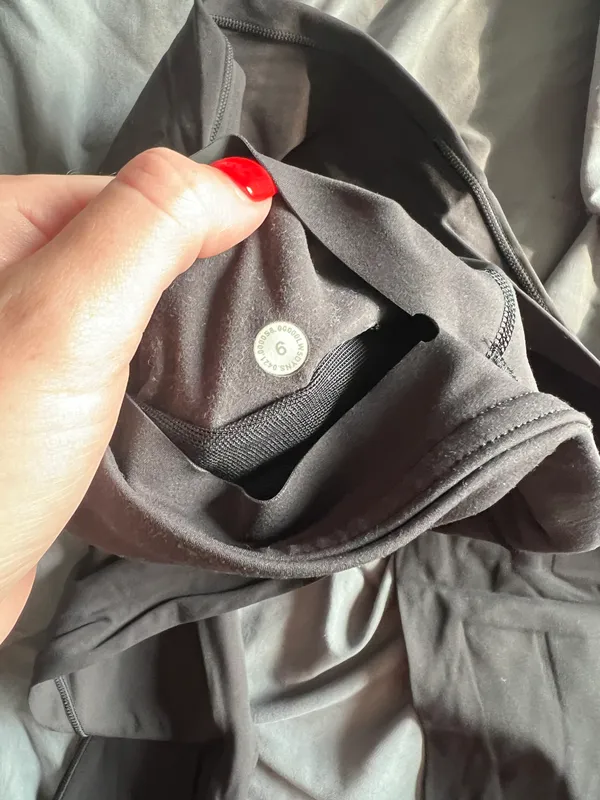 Lululemon Leggings - Image 4