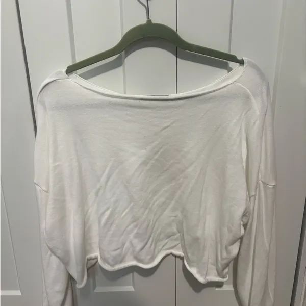 Brandy Melville Women's White Boatneck Cropped Long-Sleeve Top - Image 3