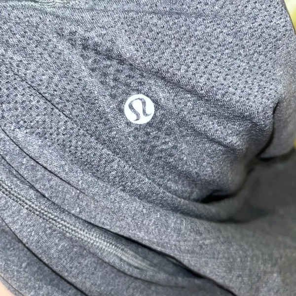 Lululemon Swiftly Tech Long Sleeve Size 8 Dark Grey - Image 3