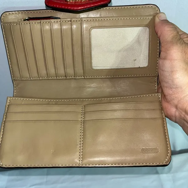 Coach vintage, leather wallet RED - Image 5