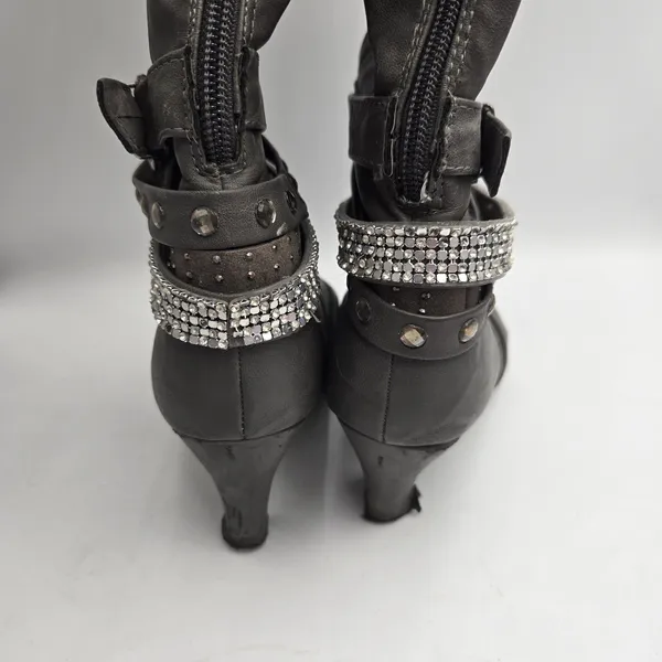 Vanity Gray Studded Rhinestone Knee High Boots Heeled Size 8.5 Alla VT - Image 5