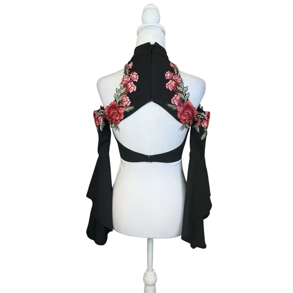 La Femme Black Floral Appliqué Cropped Bell Sleeve Cold Shoulder‎ Top Size 00 - Image 7