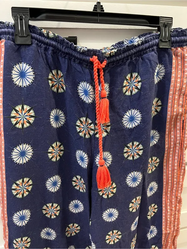 Anthropologie Navy Pants with Coral Drawstring and Multicolor Floral Print - Image 2