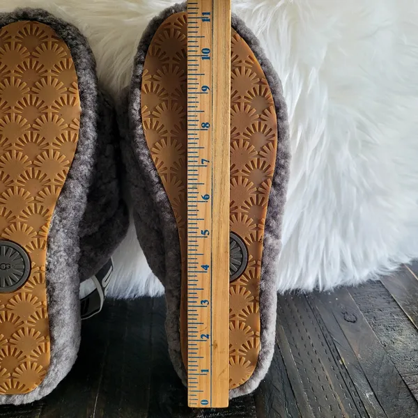 UGG Australia Fluff Yeah Slide Slipper Women's Size 11 - Image 9