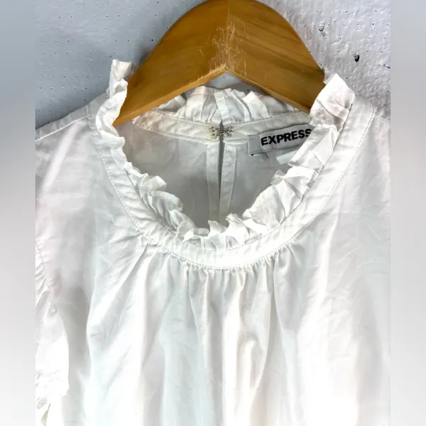 Express M Preppy Babydoll Cotton Ruffle Sleeve Top in White - Image 4