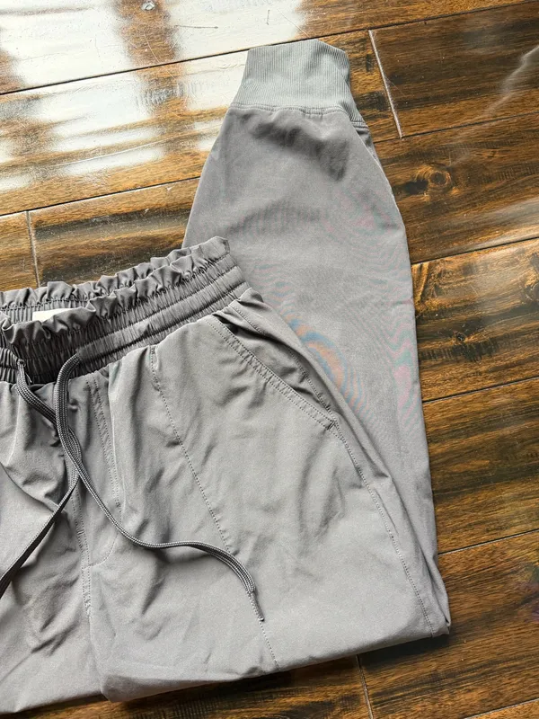 Abercrombie Gray Traveler Joggers - Image 3