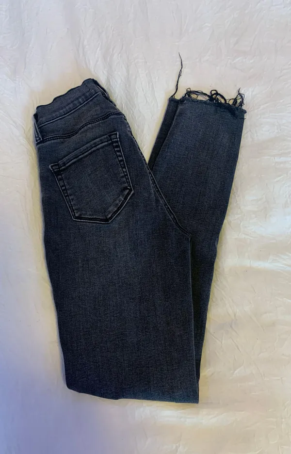 Jeans - Image 2