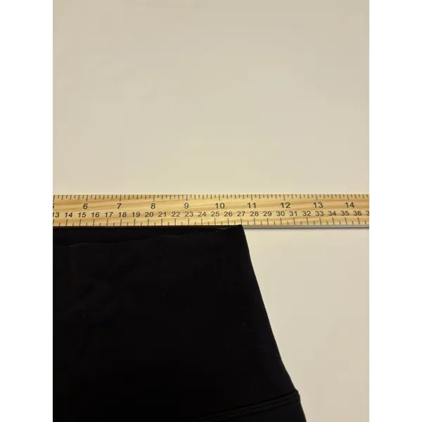 Lululemon Women's Black Crop Leggings Estimated Size Small High Waist Yoga - Image 4