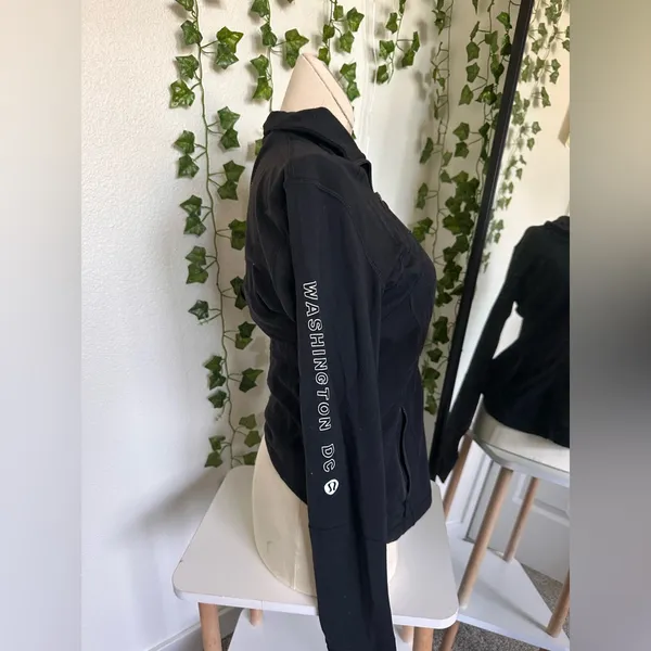 *Viral Lululemon Define jacket Washington D.C limited edition size 8 - Image 3