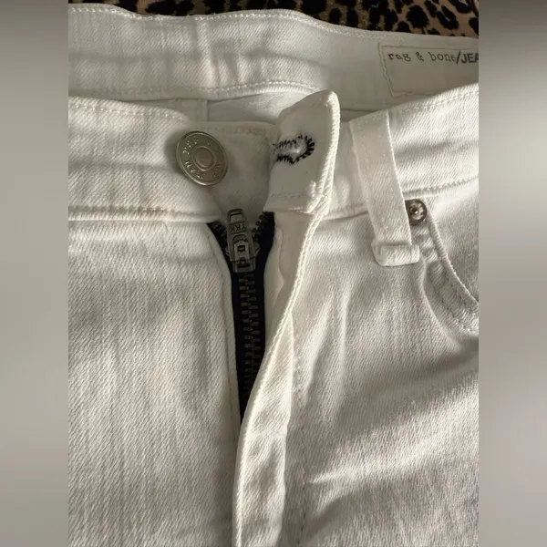 Rag and Bone The Mila‎ White Shorts Size 26 - Image 3