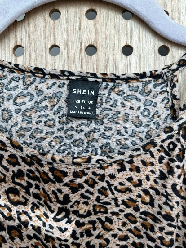 SheIn Cheetah Print Crop Top - Image 2