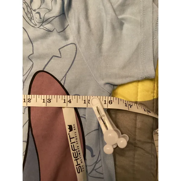 NWOT Disney Lilo & Stitch Large Graphic T-shirt L - Image 4