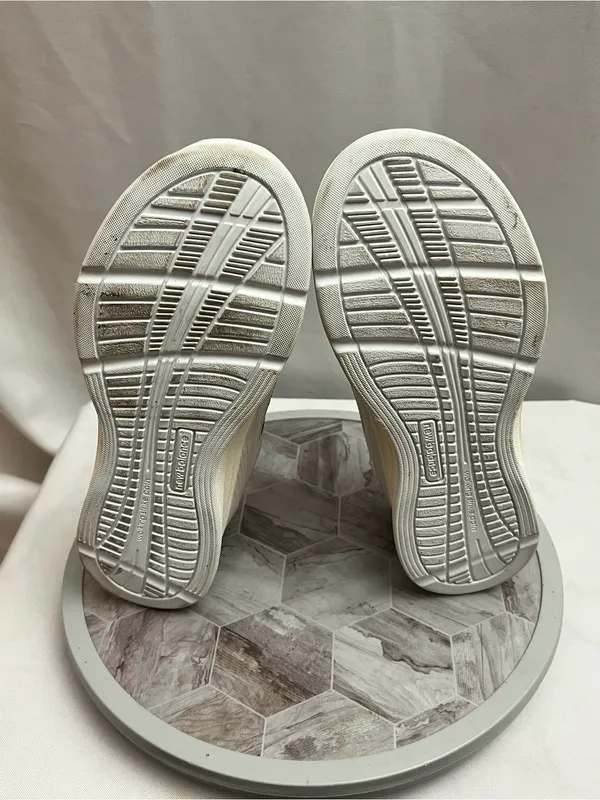 New Balance 577 Walking Shoes Women’s 7.5 White Leather Hook & Loop WW577VW - Image 6