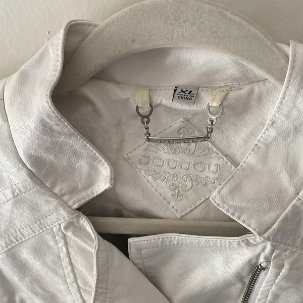 White Leather Jacket Size XL - Image 2
