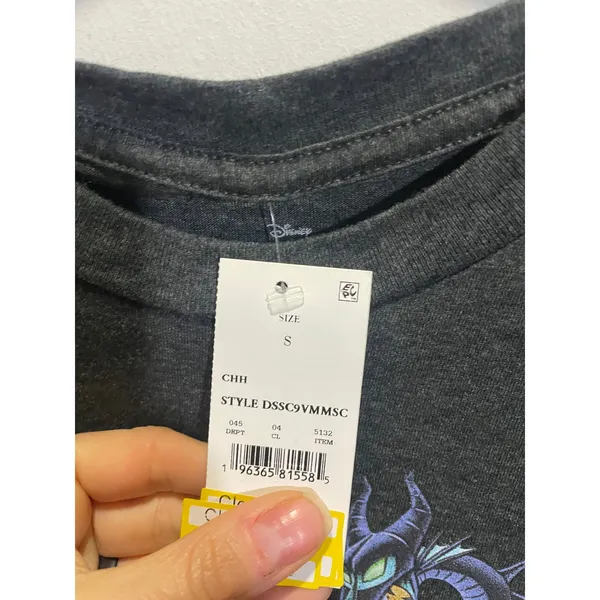 Disney Villains Graphic Tee‎ Women Small Charcoal Grey Maleficent Ursula Shirt - Image 3