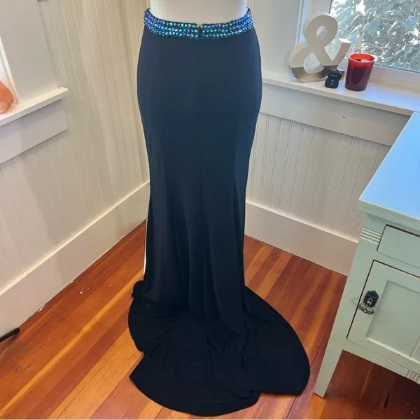 Tiffany Designs Black Formal Maxi Skirt Beaded Waist High Slit Train Size 4 - Image 4