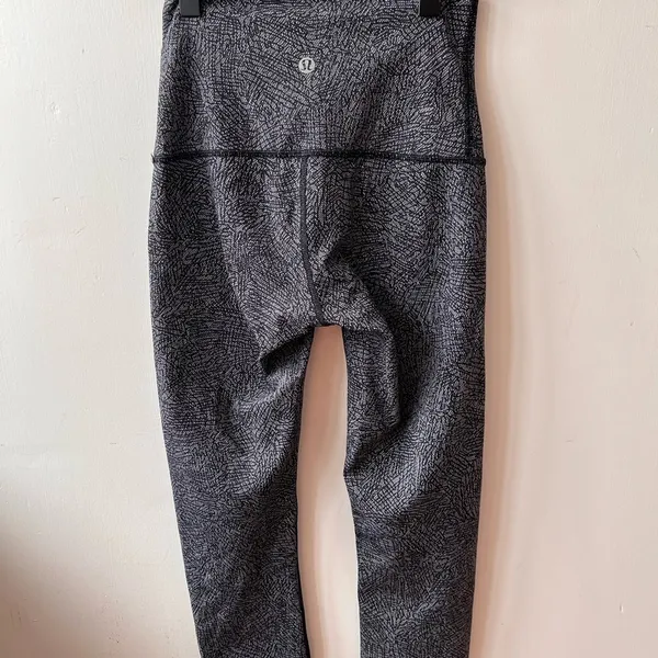 Lululemon leggings - Image 2