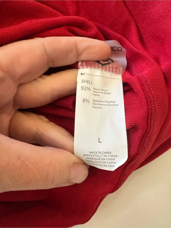 Attraco Women’s Red Off - Image 6