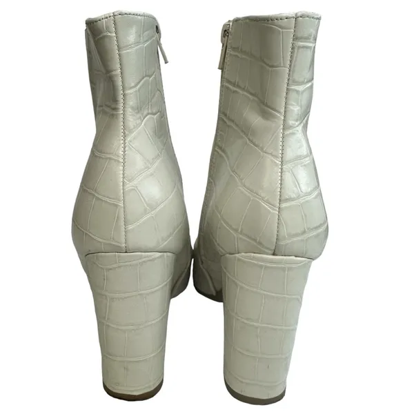 Bamboo White Croc Block 4 Inch Heel Ankle Boots Zip Side Gogo Bootie Womens 11 - Image 3