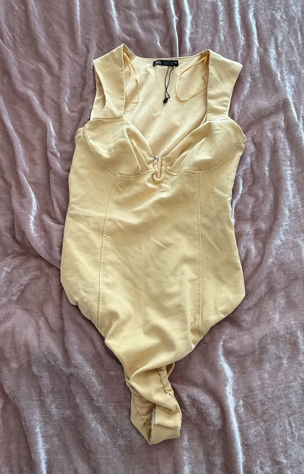 ZARA Bodysuit Mustard Yellow - Image 5