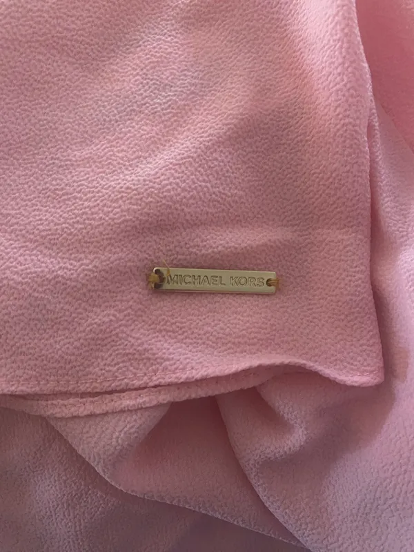 Michael Kors women's short sleeve with opening on top pink size large - Image 5
