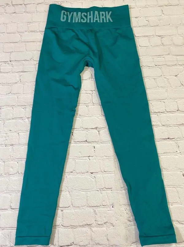 Gymshark leggings size small - Image 3