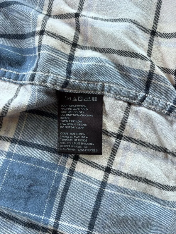 Urban Outfitters Blue & White Flannel - Image 4
