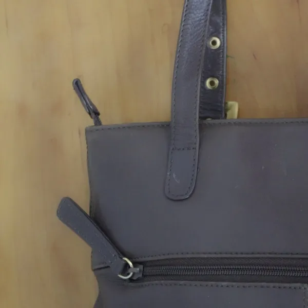 Brown Leather Tote Style Purse - Image 9