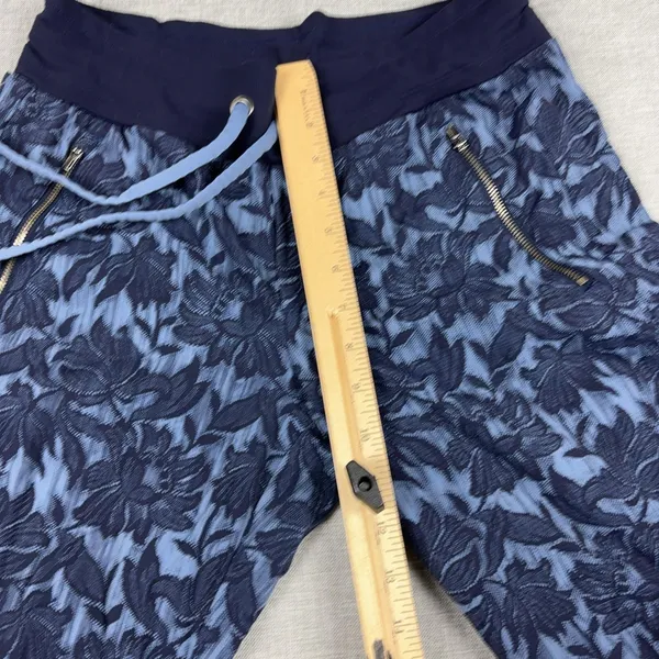 Athleta Trekkie North Jogger Pants Womens Size 6 Blue Floral Hiking Travel Nylon - Image 6